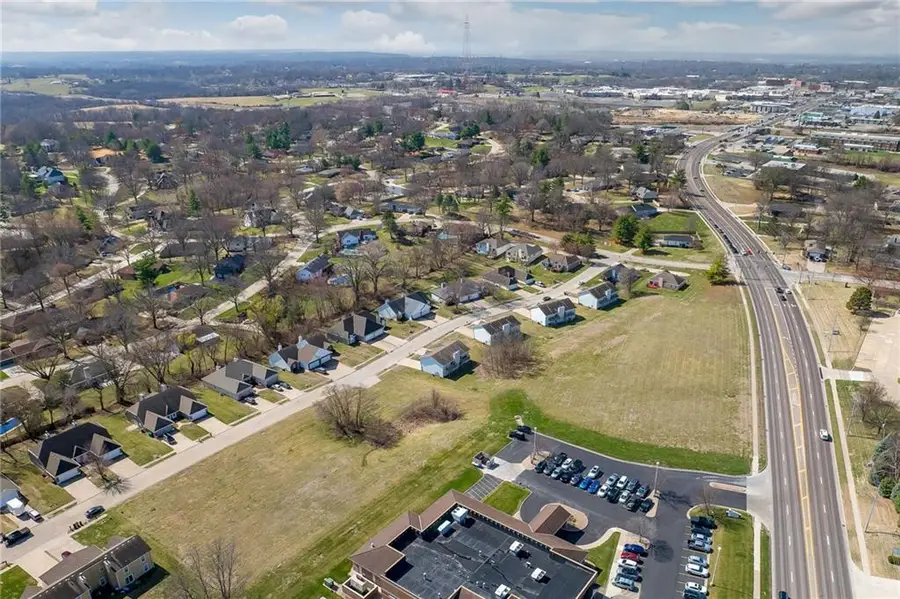 Frederick Avenue, Saint Joseph, MO 64506 - #3