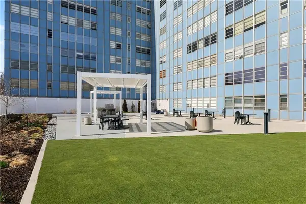 333 W Meyer Boulevard #514, Kansas City, MO 64113