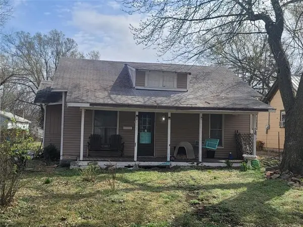 207 S Washington Street, Fort Scott, KS 66701