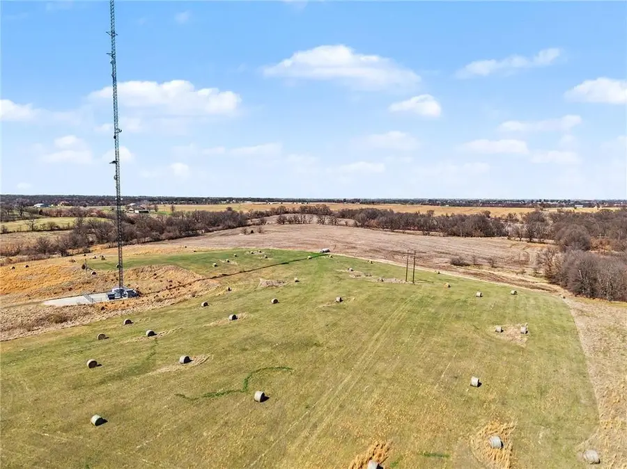 6606 W Highway, Smithville, MO 64089 - #3