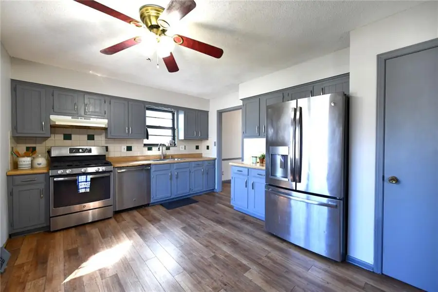 8211 W 57th Street, Merriam, KS 66202 - #2