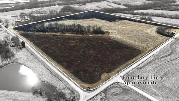 NE Hi Point Drive, Breckenridge, MO 64625