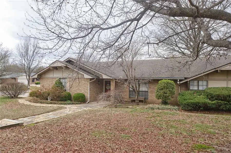 2614 S Stilwell Street, Pittsburg, KS 66762 - #2