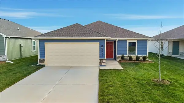 597 W Bluebird Street, Gardner, KS 66030