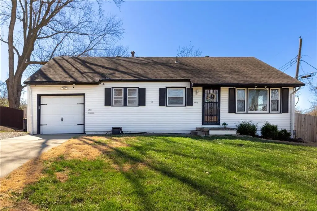 3505 Ruysser Road, Kansas City, MO 64137 - #1