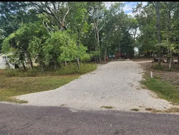 126 Fascination Lane, Linn Valley, KS 66040