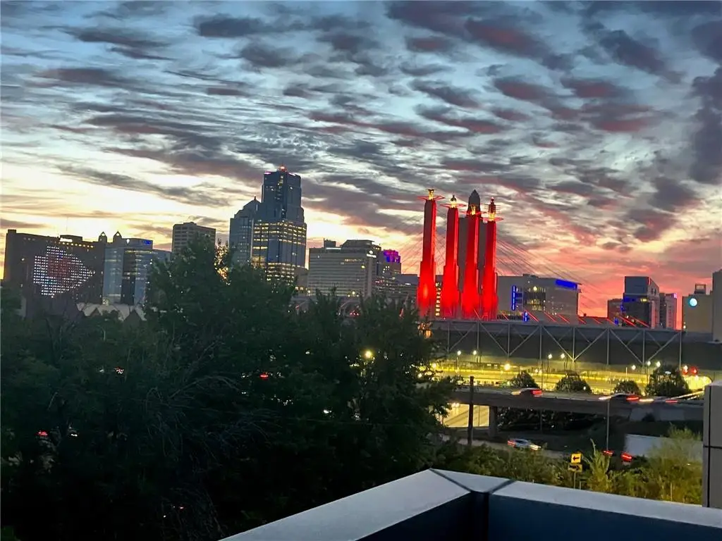 715 W 16th Street, Kansas City, MO 64108 - #1