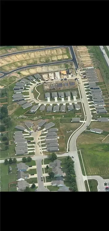 403 Rock Creek Drive, Tonganoxie, KS 66086 - #1