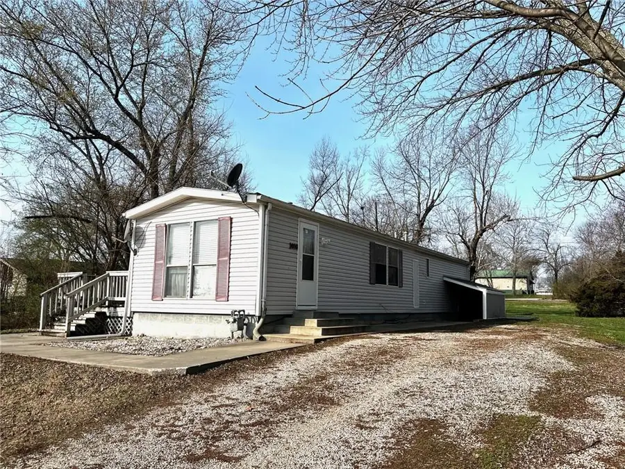 1016 N Milner Street, Ottawa, KS 66067 - #3
