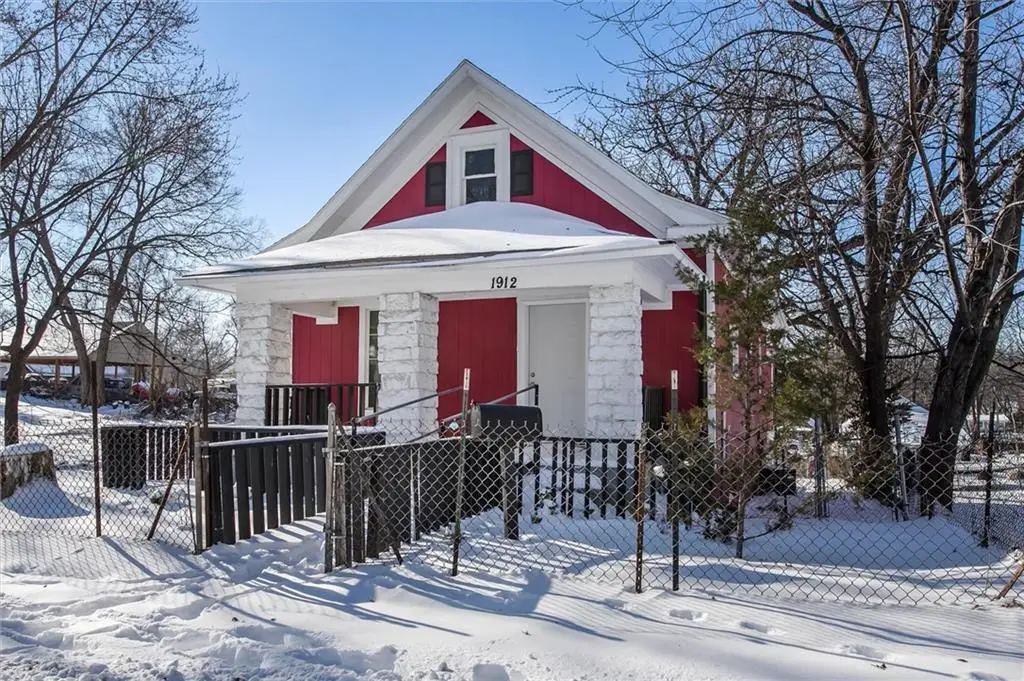 1912 Chelsea Avenue, Kansas City, MO 64127 - #1