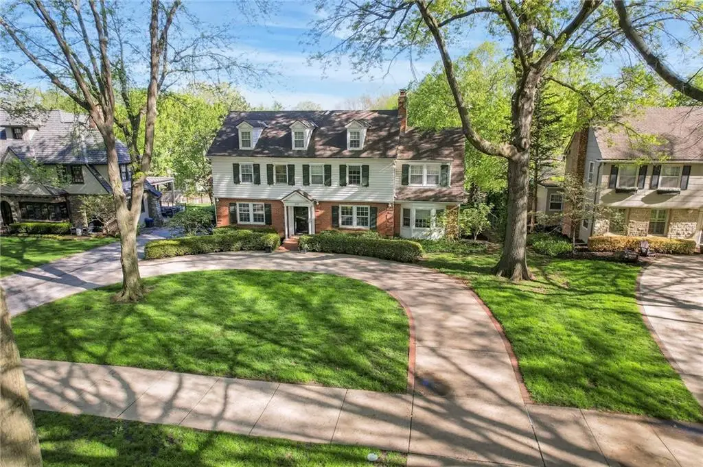 630 W Meyer Boulevard, Kansas City, MO 64113 - #1