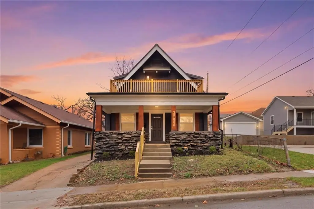 1311 E 29th Street, Kansas City, MO 64109 - #1