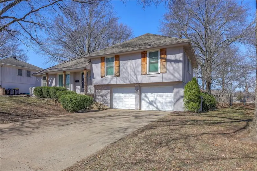 800 W 122nd Street, Kansas City, MO 64145 - #2