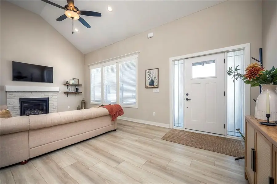 3417 N 129th Street, Kansas City, KS 66109 - #3