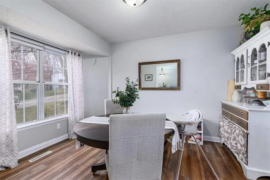 6612 NW Hidden Valley Road, Parkville, MO 64152 - #3