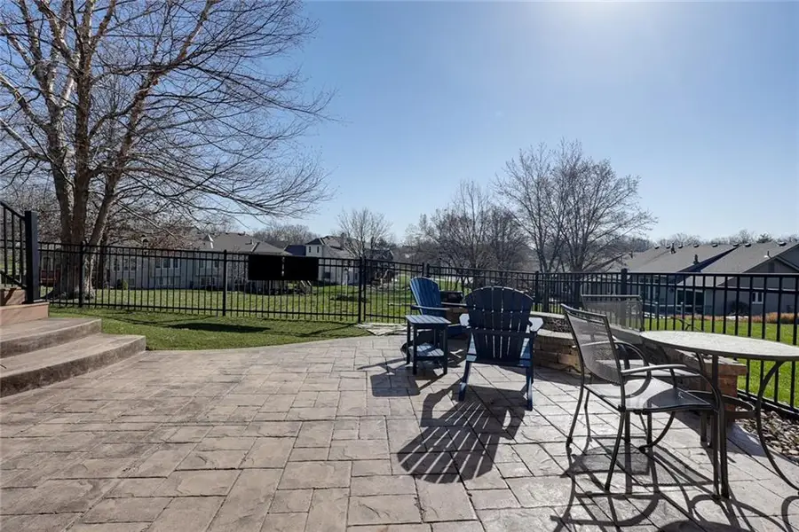 507 Ashurst Court, Lees Summit, MO 64081 - #2