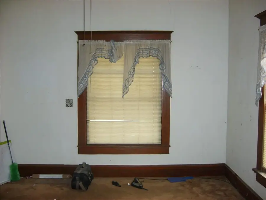 610 E 29th Street, Pittsburg, KS 66762 - #3