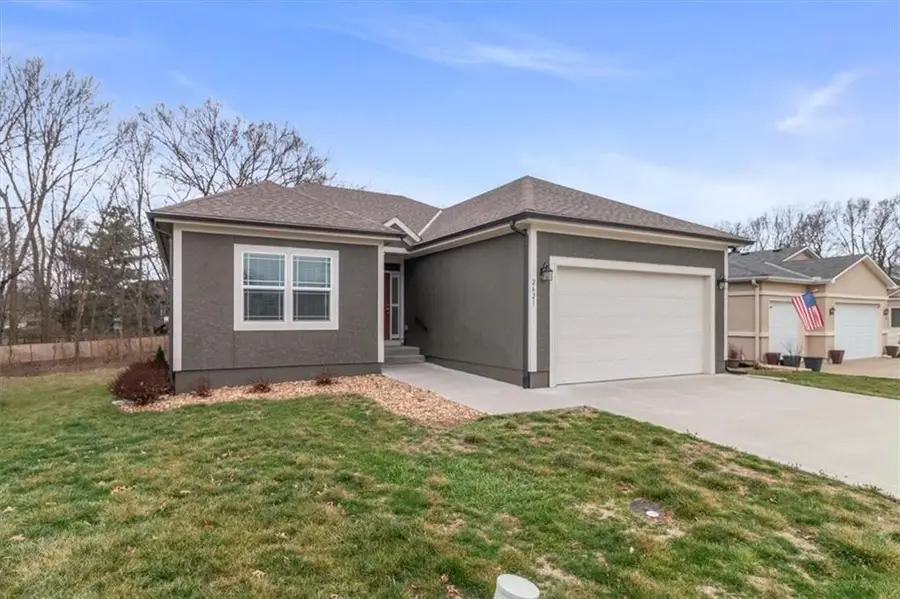 2621 NE Sonora Valley Drive, Blue Springs, MO 64014 - #2