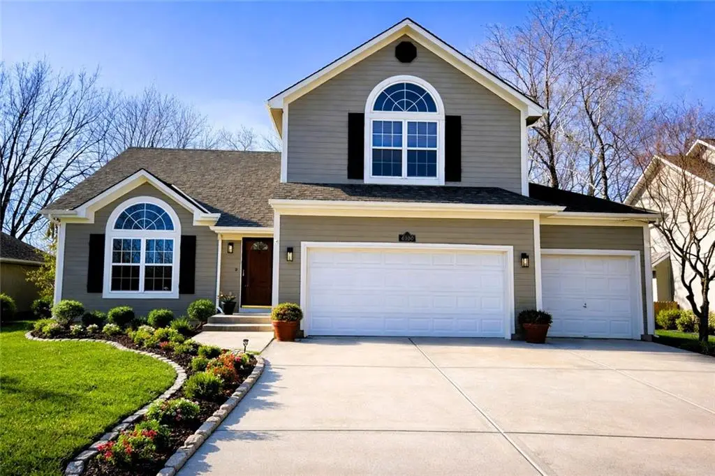 4000 SW Chatham Drive, Lees Summit, MO 64082 - #1