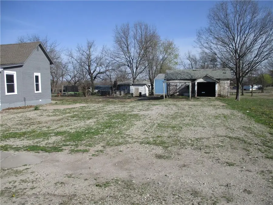 105 W 2nd Street, Bartlett, KS 67332 - #3