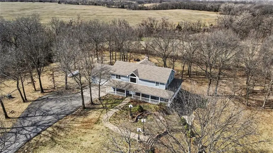 17251 Hollingsworth Road, Basehor, KS 66007 - #3