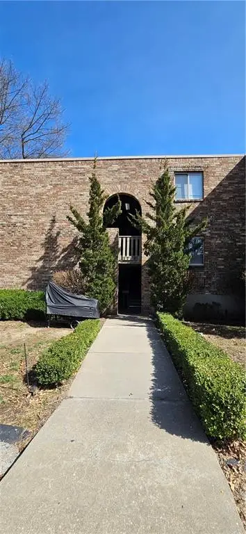 1716 E 97th Street #A, Kansas City, MO 64131