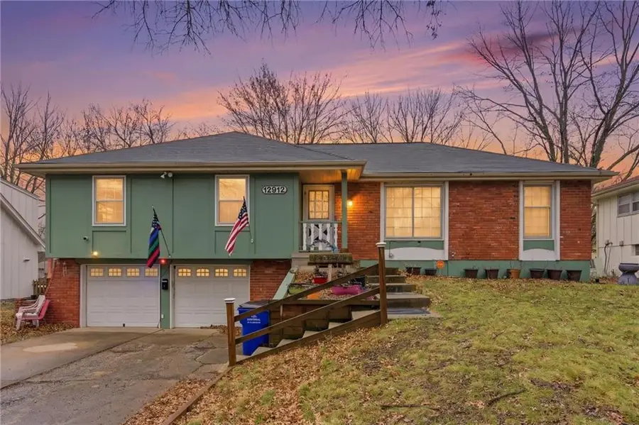 12912 Sycamore Street, Grandview, MO 64030 - #2