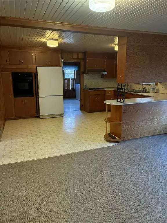 3415 N 2nd Street, Saint Joseph, MO 64505 - #3