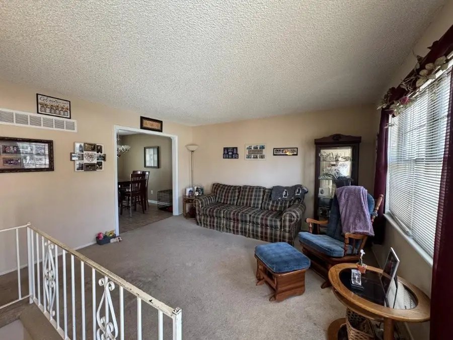 1401 Kingston Road, Blue Springs, MO 64015 - #2