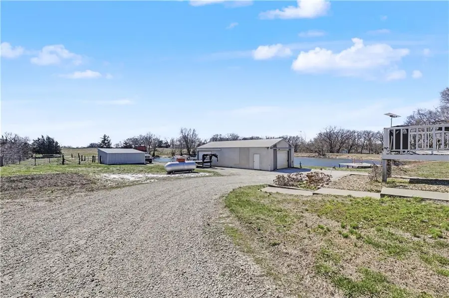 16015 Leavenworth Road, Basehor, KS 66007 - #3