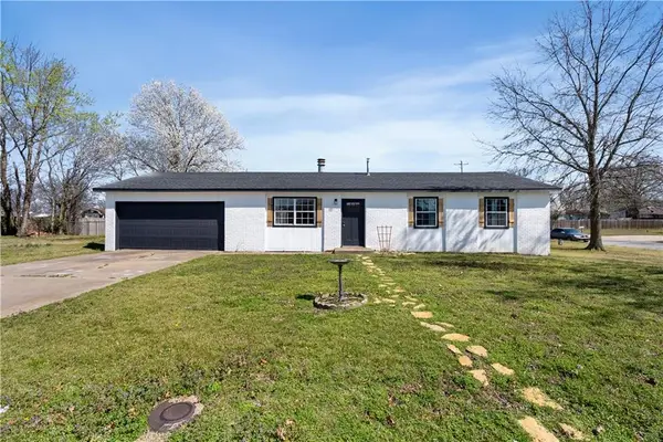 401 N Edgewood Drive, Coffeyville, KS 67337