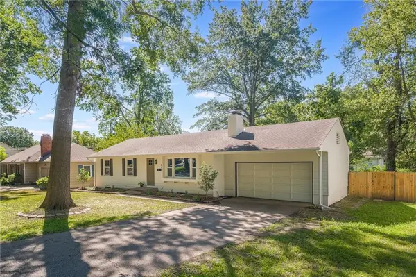 619 E 109th Street, Kansas City, MO 64131