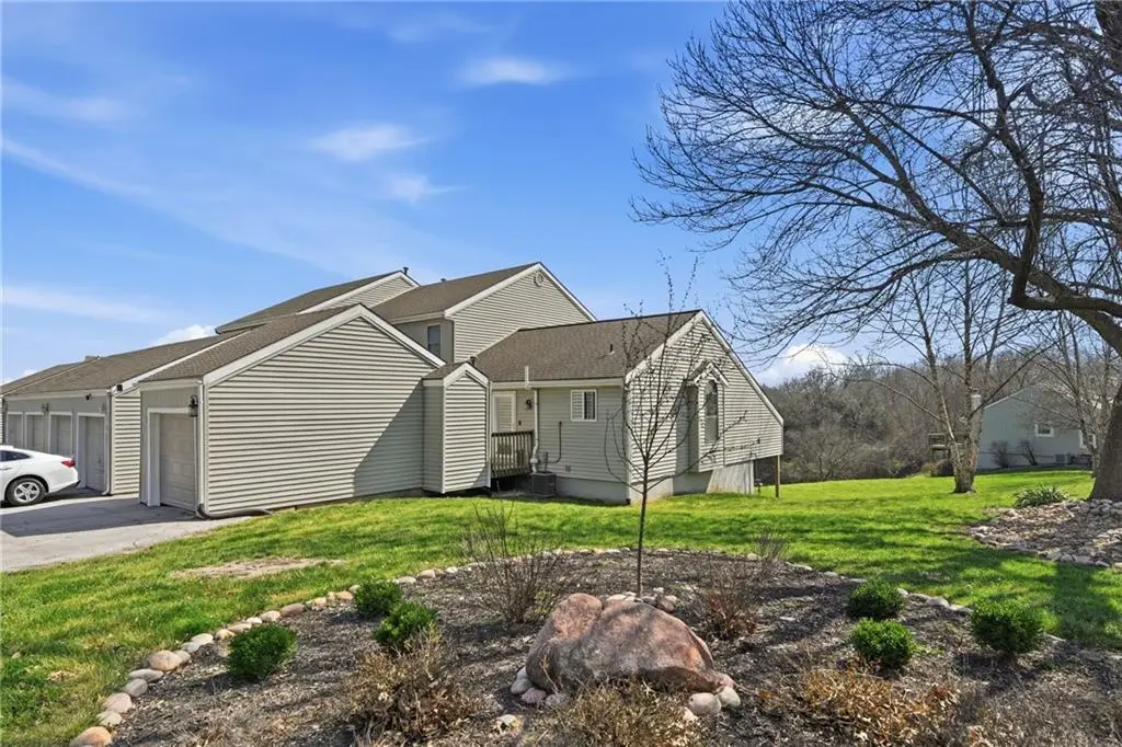 7001 N Askew Avenue, Gladstone, MO 64119 - #1