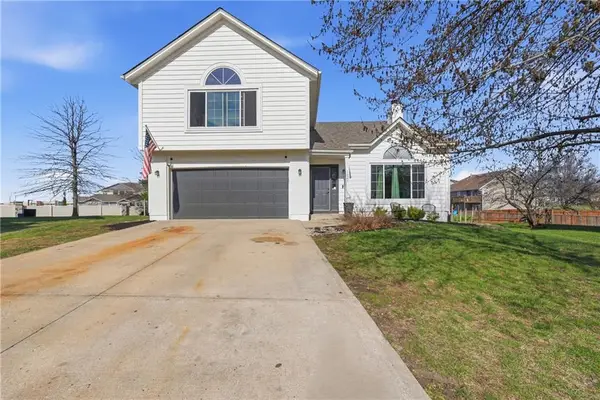 1624 SE 11th Street, Lee's Summit, MO 64063