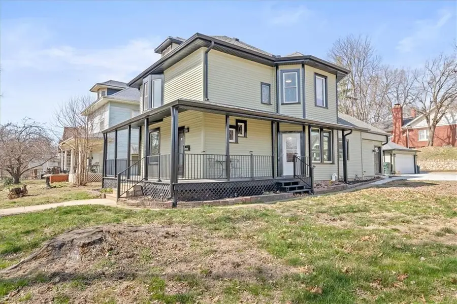 2721 Faraon Street, Saint Joseph, MO 64501 - #2