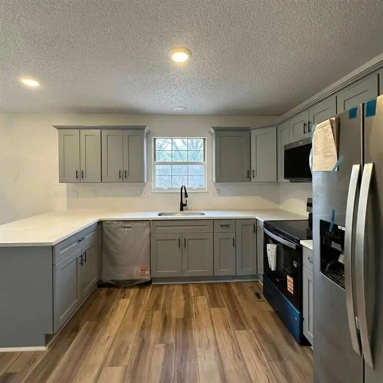 318 SE Bent Tree Drive, Blue Springs, MO 64014 - #2