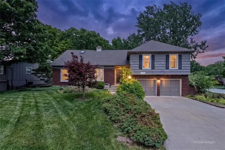 9249 Switzer Street, Overland Park, KS 66214 - #2