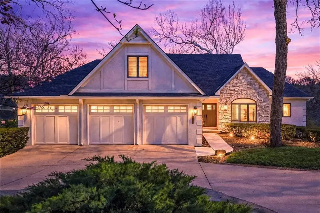 8111 NW Hillside Drive, Weatherby Lake, MO 64152 - #1