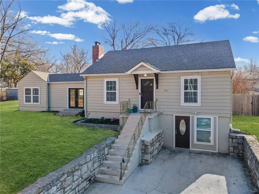 4919 N Troost Avenue, Kansas City, MO 64118 - #3