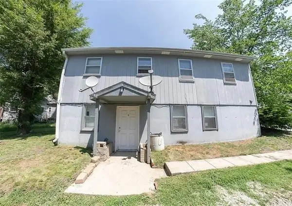 300 Zoll Street, Warrensburg, MO 64093