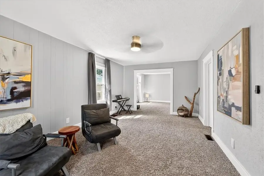 10804 Felton Street, Sugar Creek, MO 64054 - #2