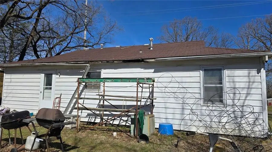 224 E Polk Street, Chillicothe, MO 64601 - #2