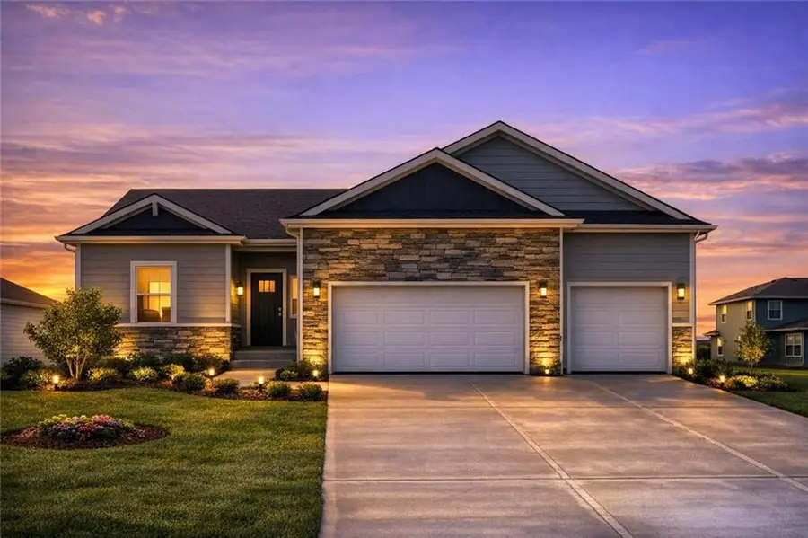 17827 Houston Street, Gardner, KS 66030 - #2