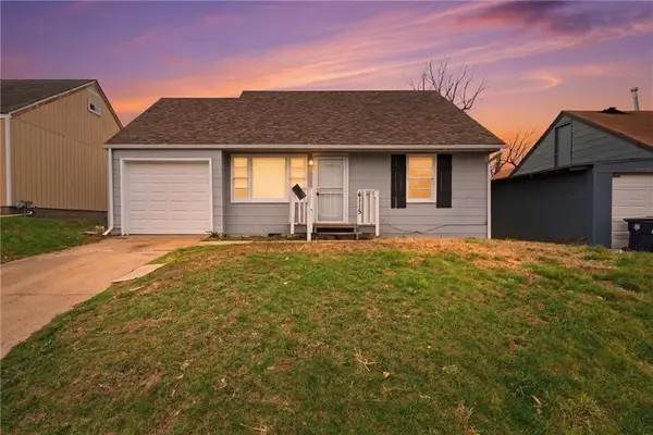 4115 E Linwood Boulevard, Kansas City, MO 64128