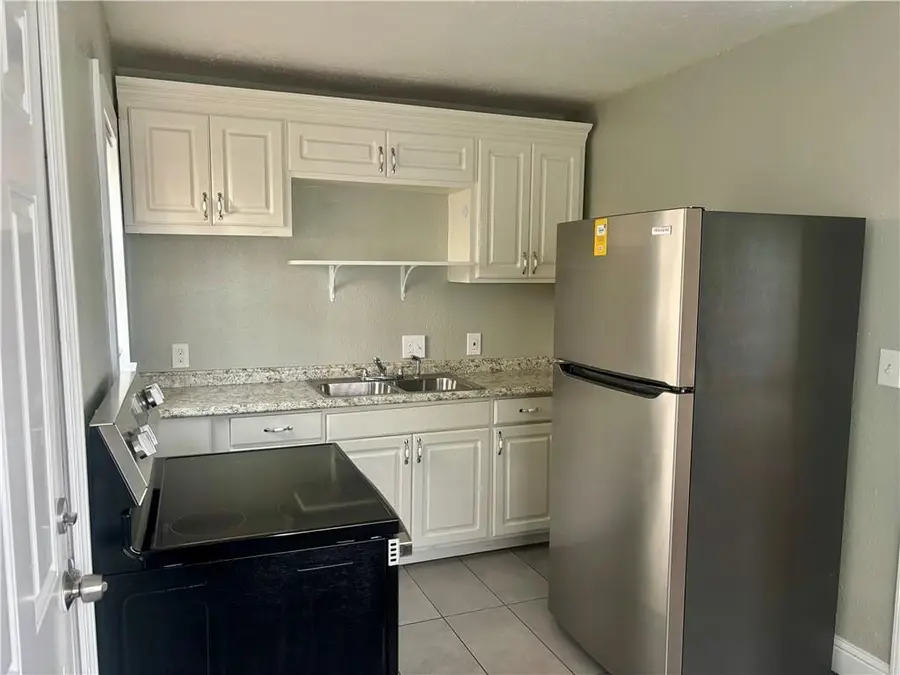 5601 E 27th Terrace, Kansas City, MO 64128 - #3