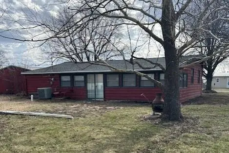 2636 Neill Parkway, Vassar, KS 66543 - #2