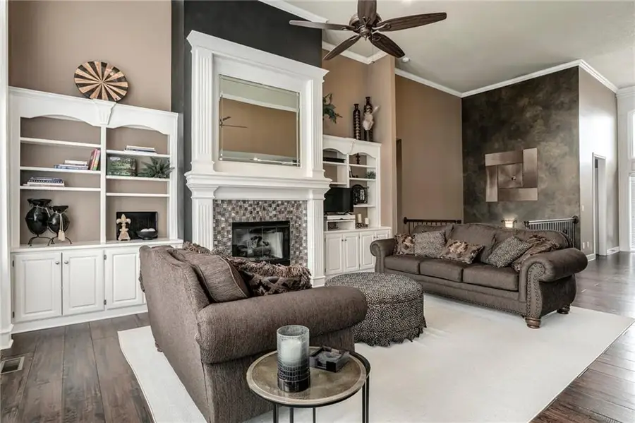 9839 Vista Drive, Lenexa, KS 66220 - #3