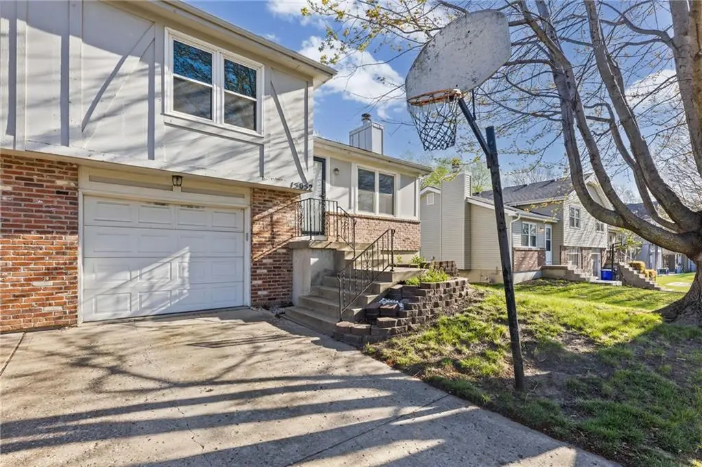 15052 W 139 Street, Olathe, KS 66062 - #1