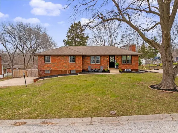 7509 N Baltimore Avenue, Gladstone, MO 64118