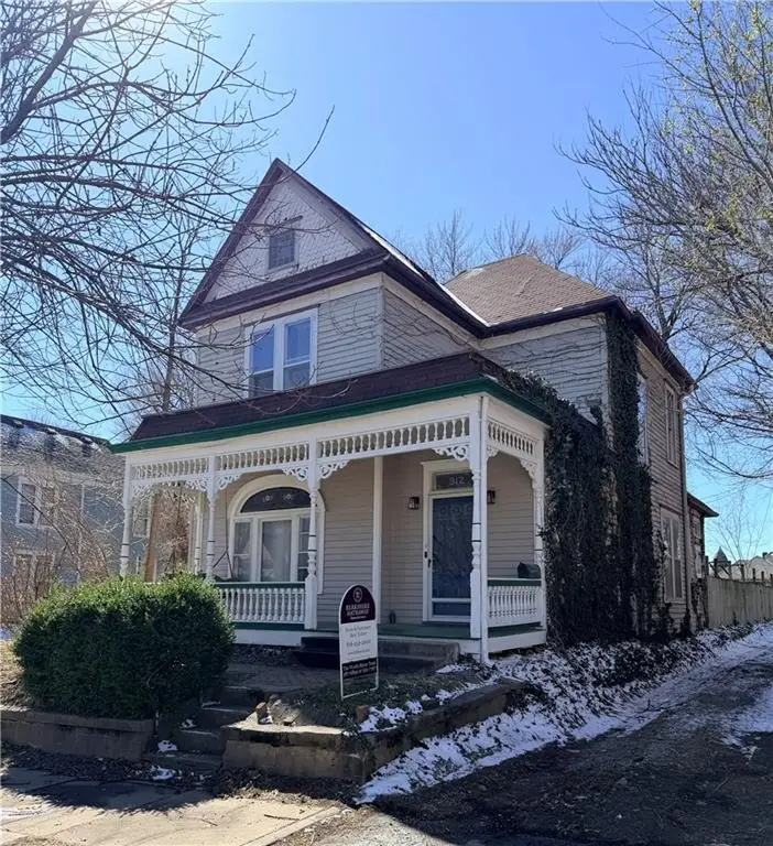 912 S 14th Street, Saint Joseph, MO 64503 - #2